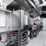 Équiper une cuisine professionnelle : méthodes, priorités et bonnes pratiques